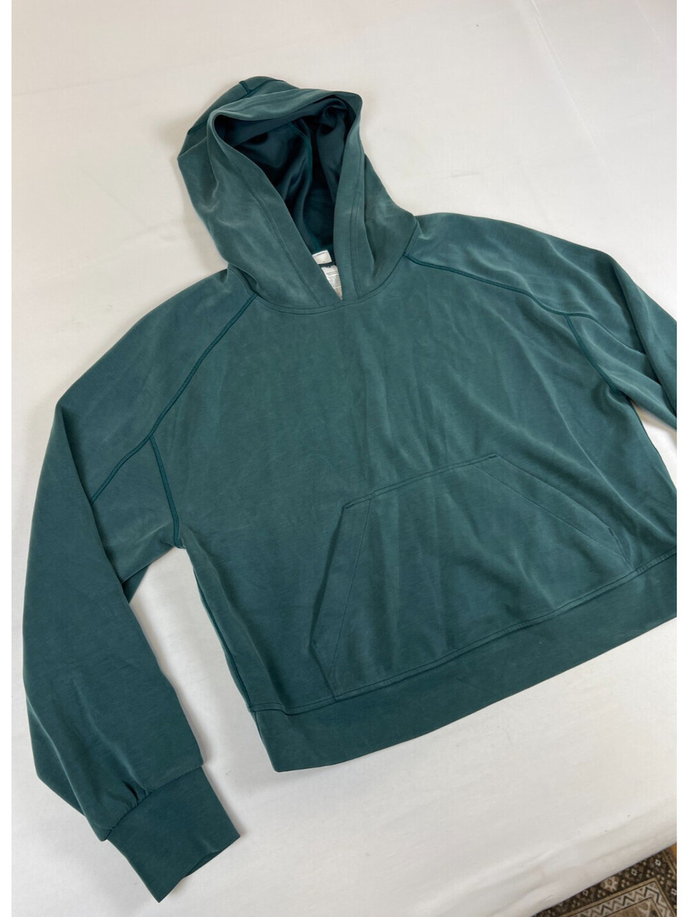 Lululemon Womens 10 Green Modal Blend Pullover Hoodie Athletic Sweatshirt Top - Picture 4 of 12